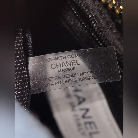 CHANEL Blue Denim Crossbody Bag, New - Picture 7 of 7